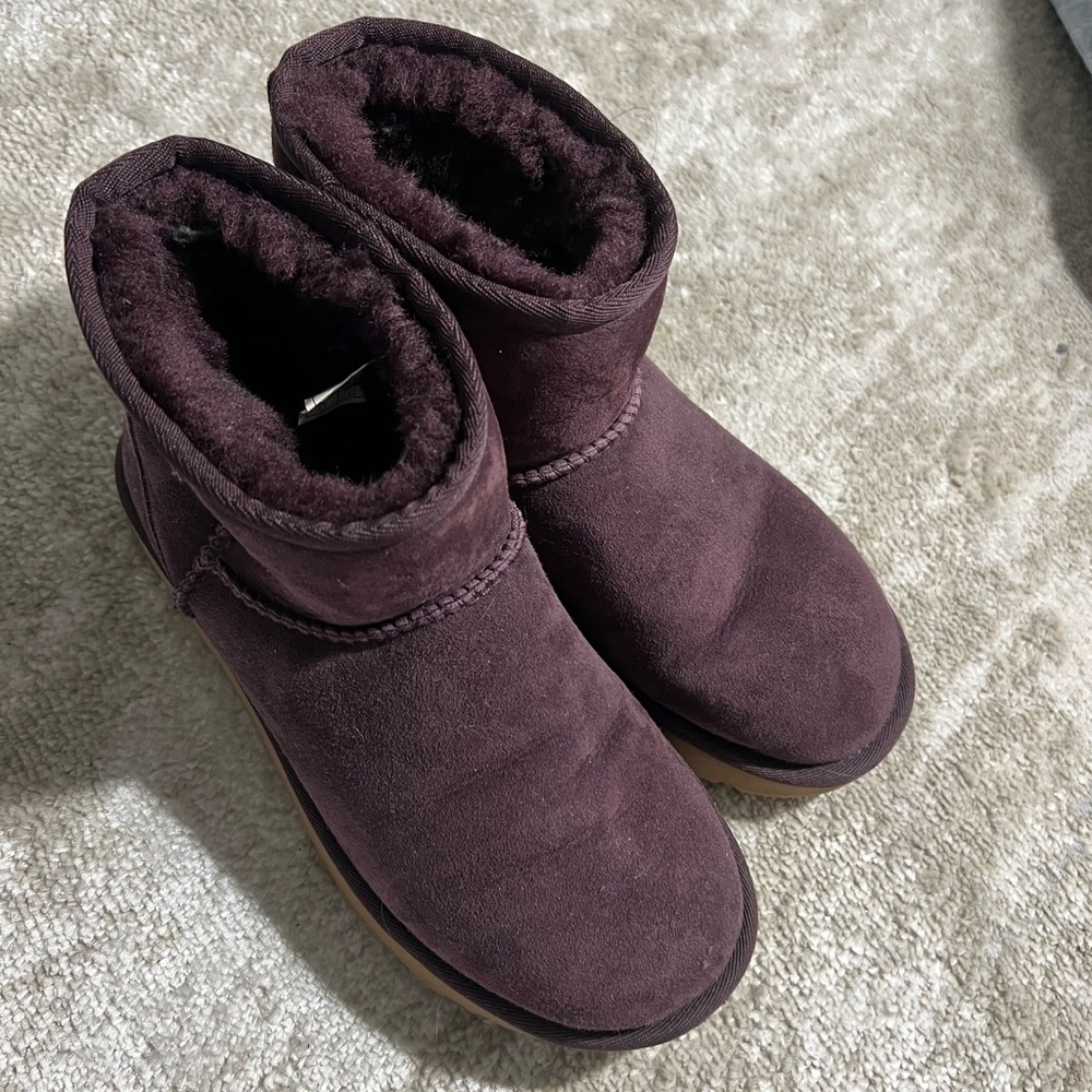 Mini ugg boot purple size 7